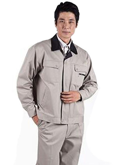 嘉興工作服定制-工作服定做和現(xiàn)貨要怎樣進(jìn)行選擇？